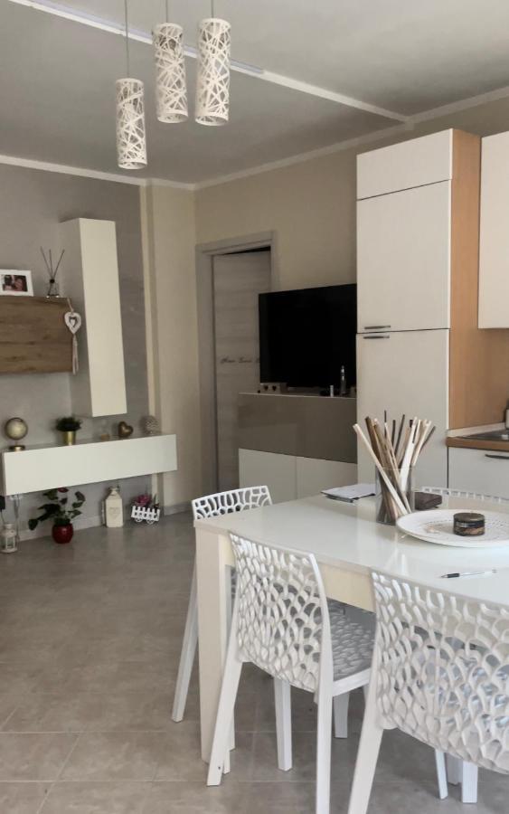A Due Passi Dal Centro Appartement Ravenna Buitenkant foto