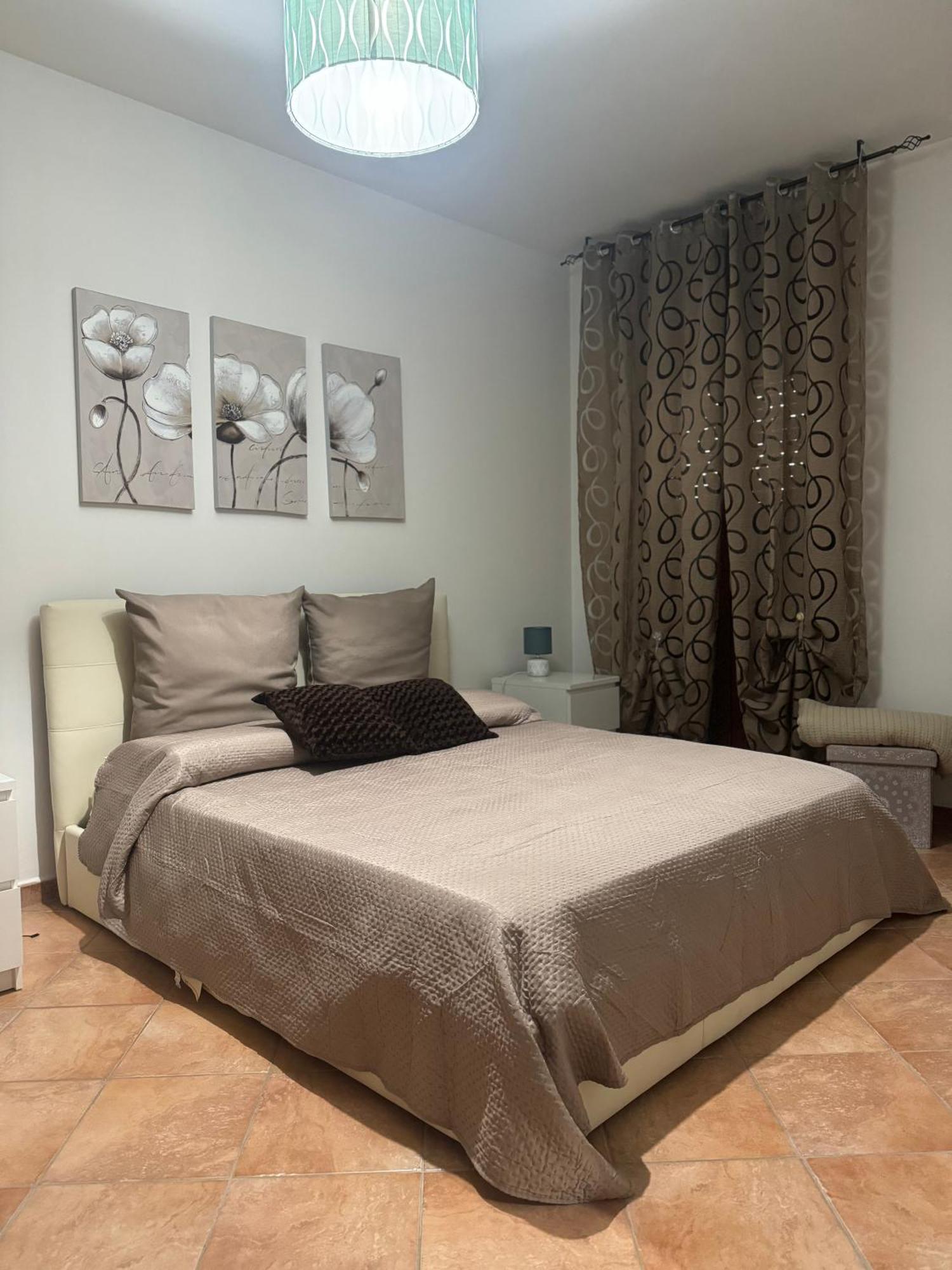 A Due Passi Dal Centro Appartement Ravenna Kamer foto